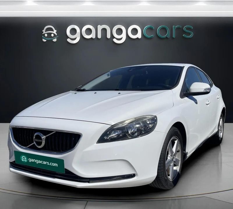 Volvo V40 2.0 T2 Momentum G5207