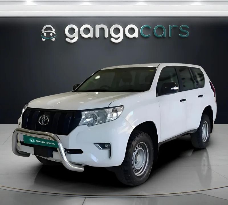 Toyota Land Cruiser 2.8 D-4D GX G2527